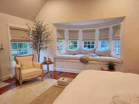 Elegant bedroom 